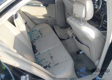 2012 Mercedes-Benz C 250 Sport from USA, damaged, VIN WDDGF4HB3CR216232